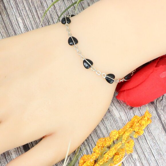 "Trendy Handmade Bracelet – A Stylish Gift for Women & Girls, MAR091200 - Picture 9 of 10